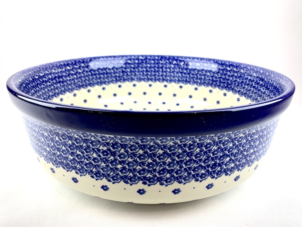 Half hoge ronde schaal Ø 32 cm 1800X - 116 (Bunzlau). Half hoge ronde schaal Ø 32 cm 1800X 116 Prachtige grote schaal voor bv een ( maaltijd) salade ook ideaal als fruitschaal.