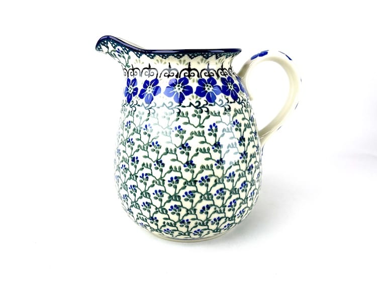 082 Bunzlau Bolle Kan 1073X - 082 (Bunzlau). 082 Bunzlau Bolle Kan 1073X Groot formaat bolle kan Water/ sap kan staat ook decoratief met een bos bloemen erin inhoud: 2 Liter.