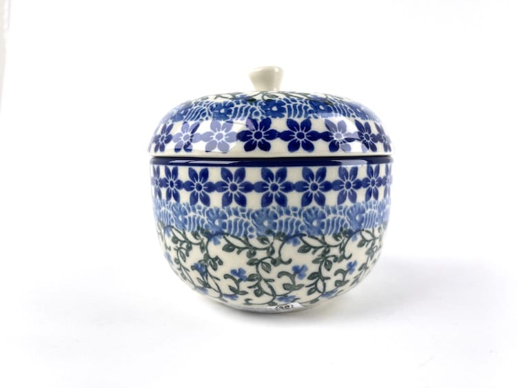 A38 Bunzlau Appelpot klein 1821X - A38 (Bunzlau). A38 Bunzlau Appelpot klein 1821X Klein model Potje voor een gepofte kleine appel Of als snoeppot