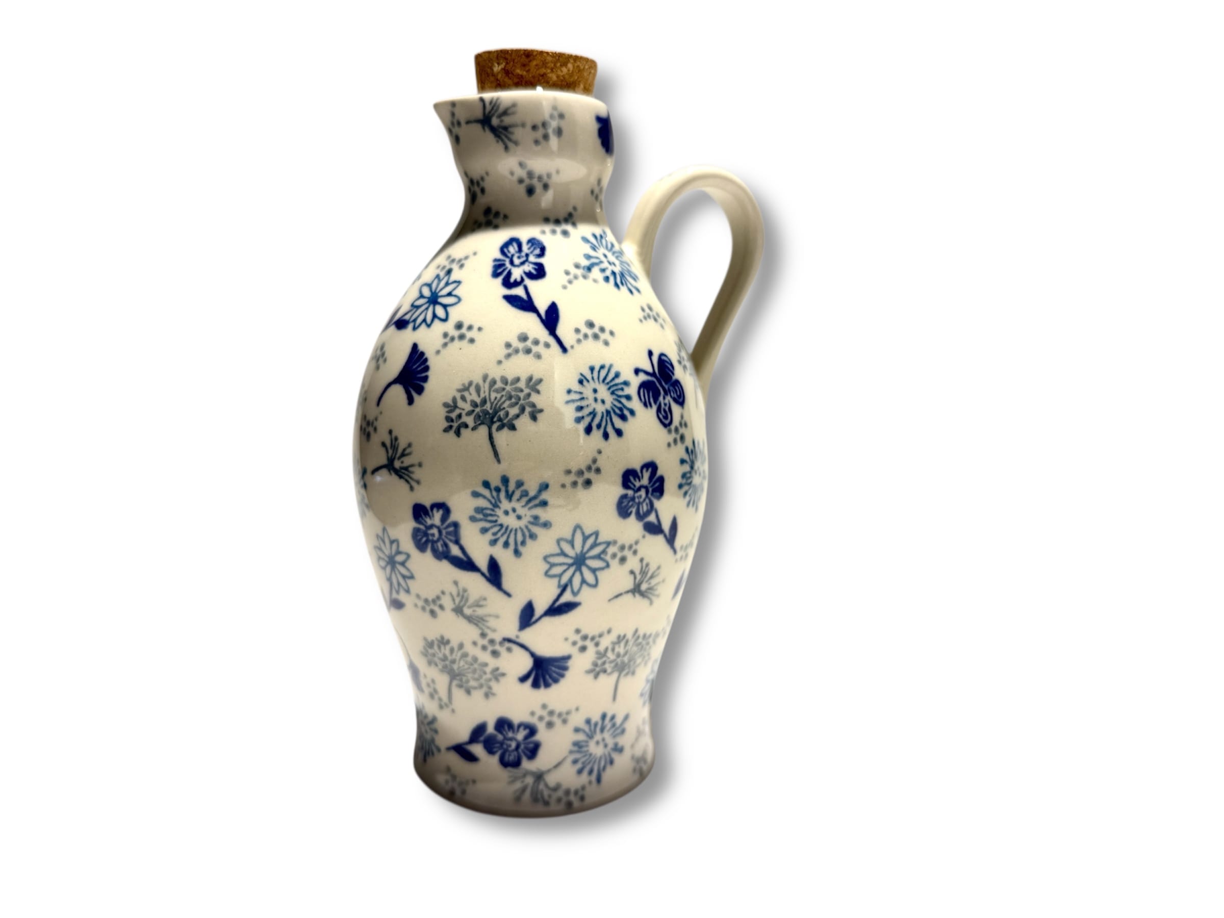 B85 Bunzlau Olieflesje 2885 - B85 (Bunzlau). B85 Bunzlau Olieflesje 2885 Leuk oliekruikje Handig voor de olie / vinaigrette Staat zo mooi op tafel.